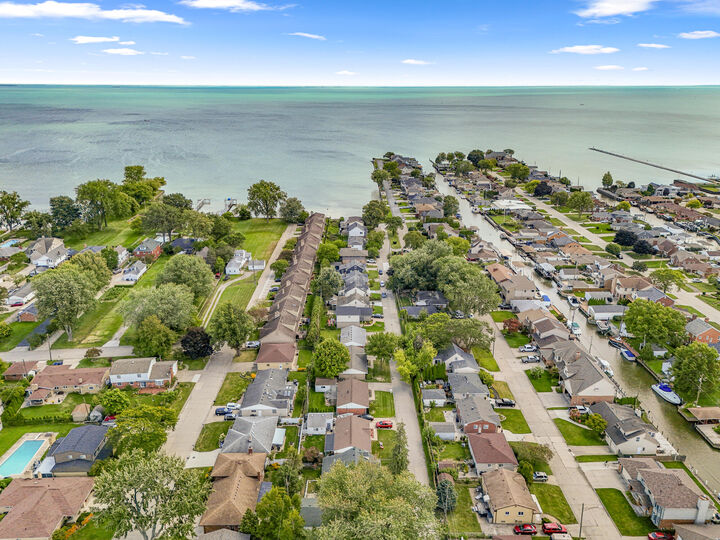 Property Photo:  22483 Sunnydale Street  MI 48081 