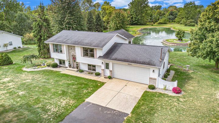 9293 76th Avenue  Hudsonville MI 49426 photo