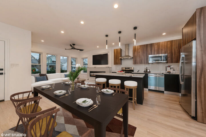 Property Photo: 8412 S Carpenter Street IL 60620