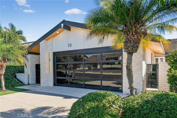 10 White Water Drive  Corona Del Mar CA 92625 photo