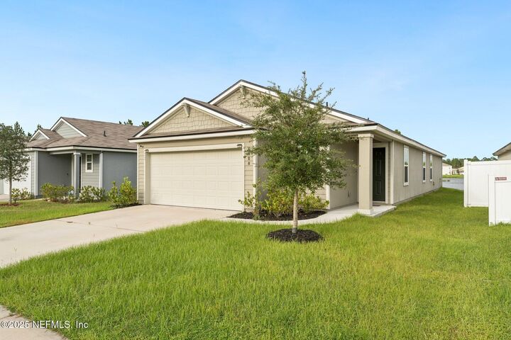 Property Photo: 6488 Bucking Bronco Drive FL 32234
