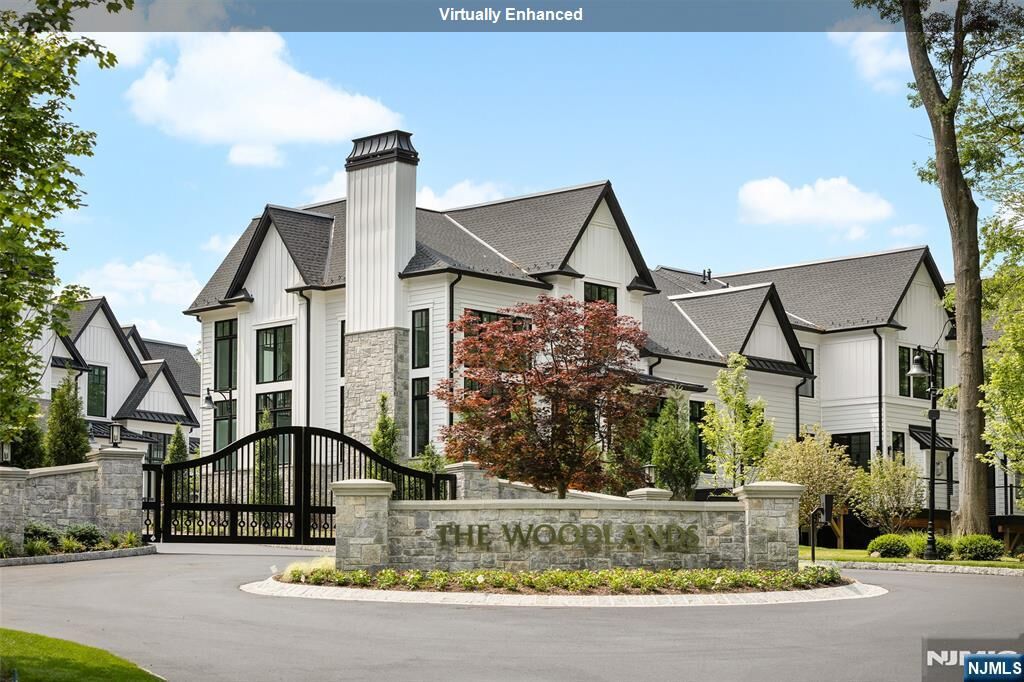 Property Photo: 6 Stone Bridge Court NJ 07627