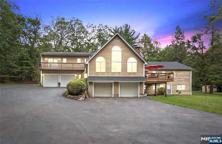 Property Photo:  103 Burnt Meadow  NJ 07456 