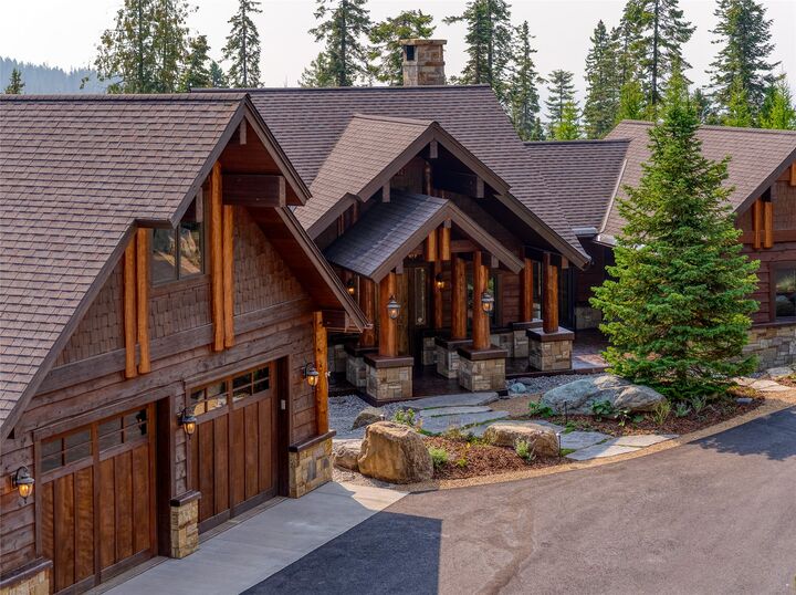 Property Photo:  207 N Beargrass Circle  MT 59937 