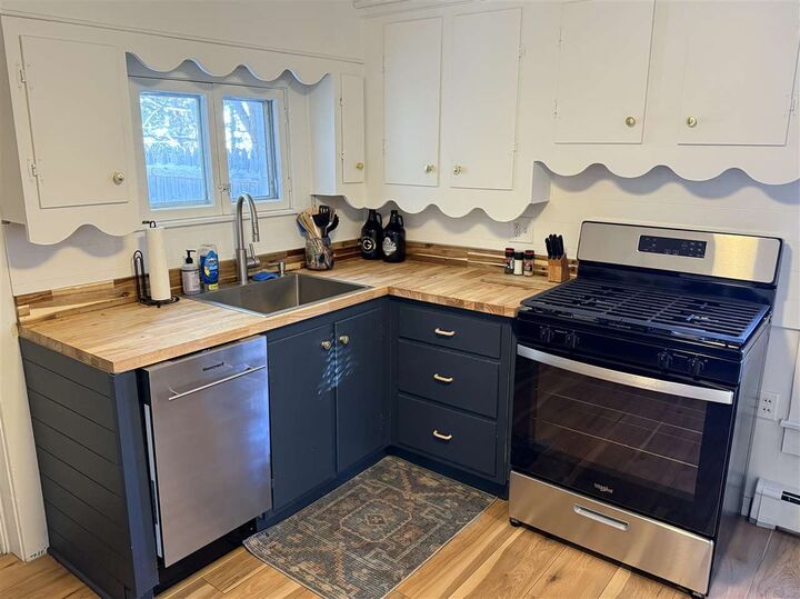 511 Bay  Petoskey MI 49770 photo