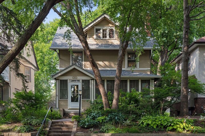 1873 Ashland Avenue  Saint Paul MN 55104 photo