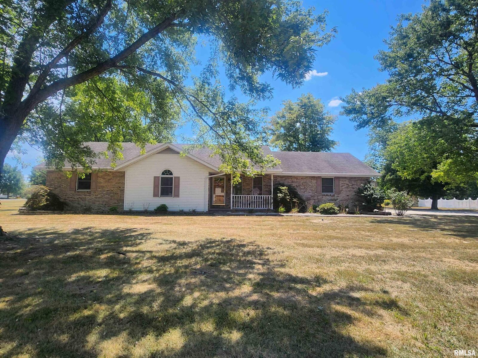 Property Photo: 3608 Clover Lake Drive IL 62274