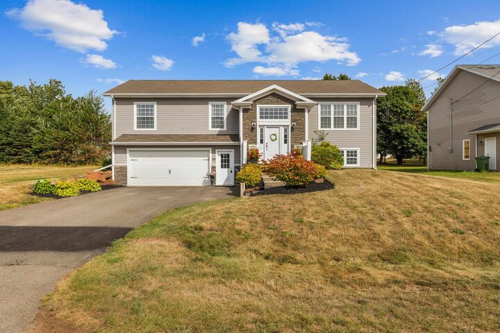 Property Photo: 53 Starling Crescent PE C1B 0L9