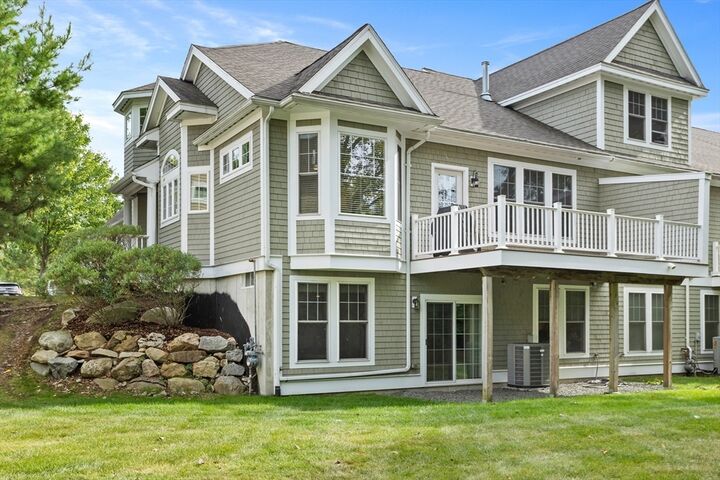 Property Photo:  42 Seven Springs Lane A  MA 01803 