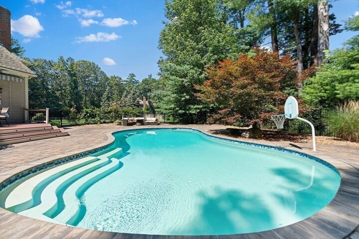 Property Photo:  15 Lewis Path  MA 01778 