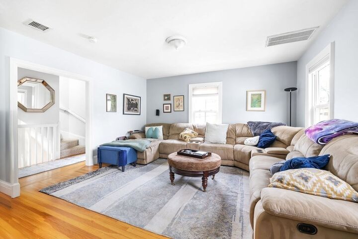 Property Photo:  515 Lexington St 2  MA 02451 