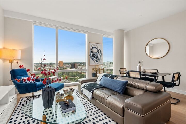 188 Brookline Ave 21B  Boston MA 02215 photo