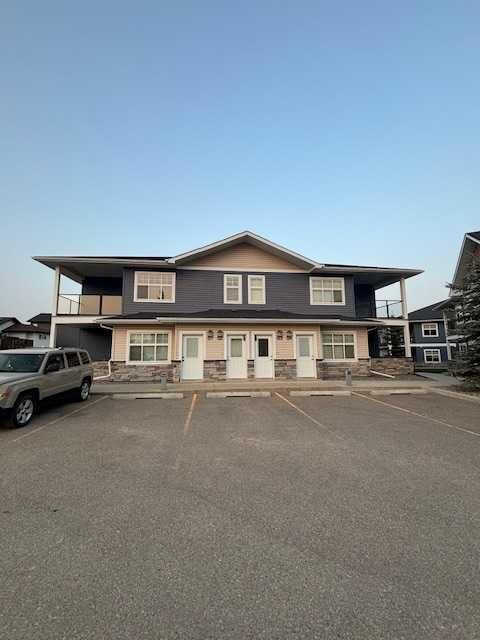 5300 Vista Trail G2  Blackfalds AB T4M 0L8 photo