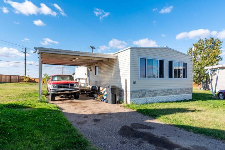 5308 57 Street 119  Lloydminster AB T9V 2A3 photo