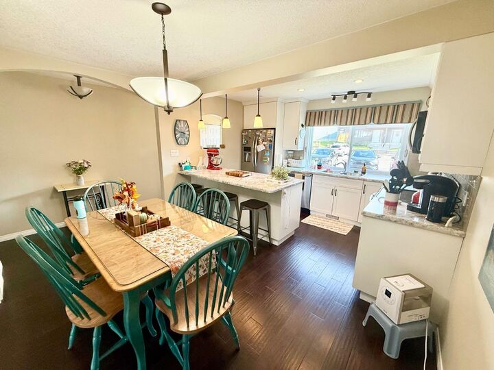 Property Photo:  457 Collinge Road 324  AB T7V 1K8 