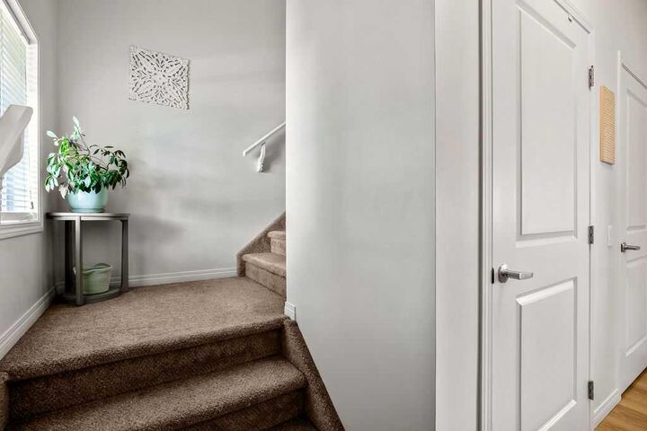 Property Photo:  35 Drake Landing Boulevard  AB T1S 0P8 