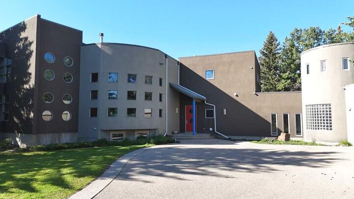 Photo de la propriété:  43 Westbluff Place  AB T3Z 3N9