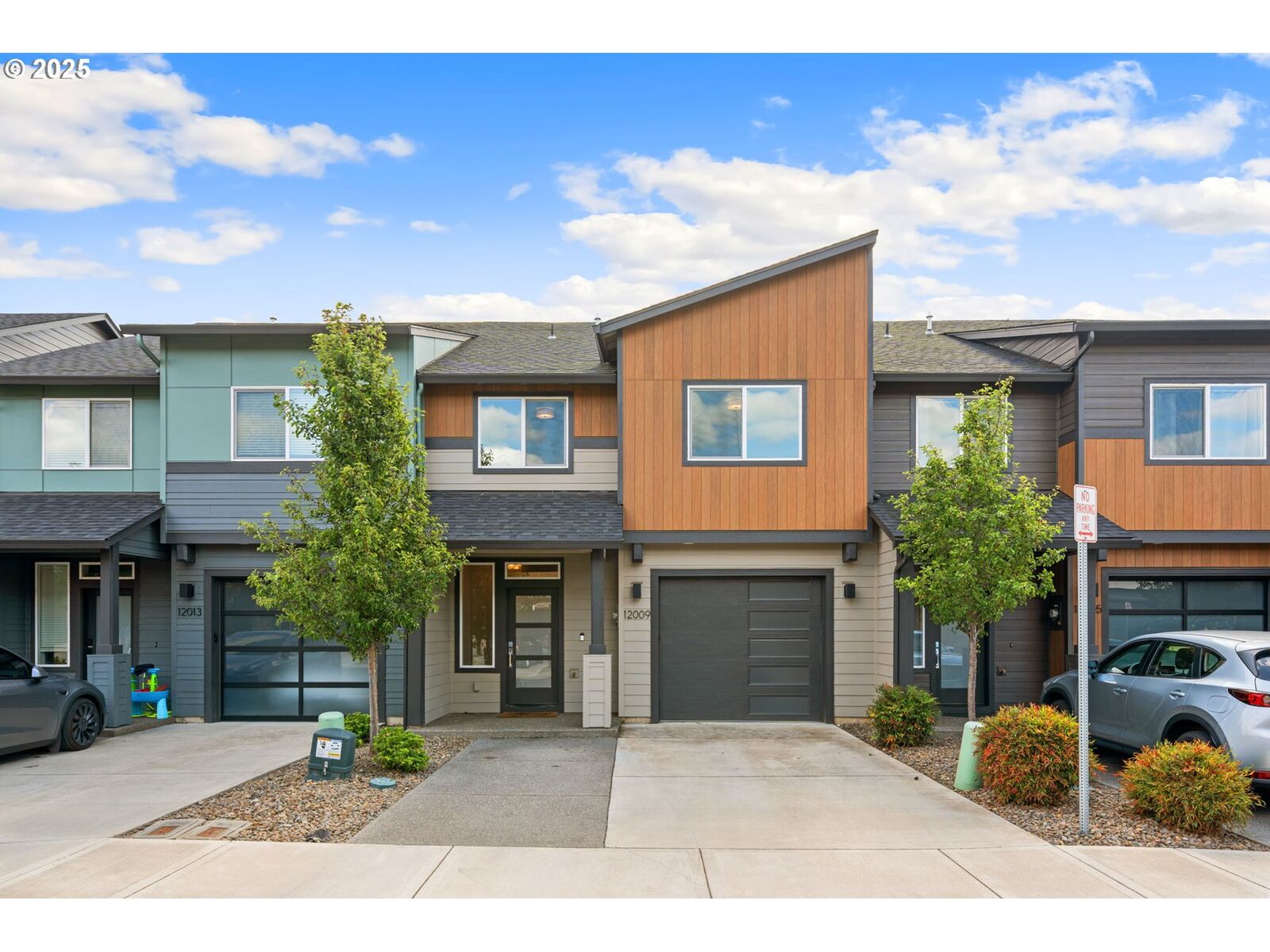 Property Photo:  12009 NE 108th St  WA 98662 