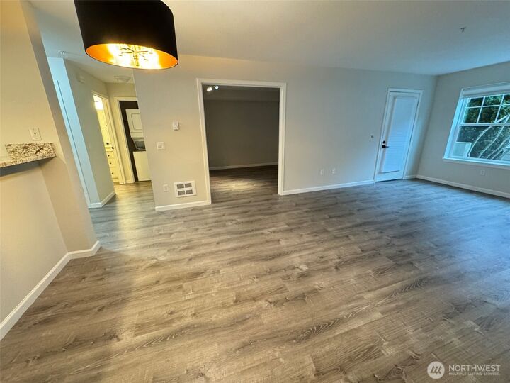 Property Photo:  4109 SE 224th Lane 102  WA 98029 