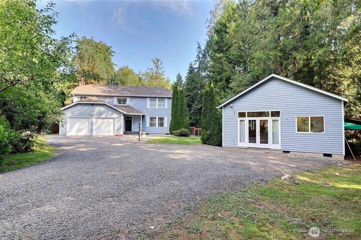 5578  Lynwood Center Road NE  Bainbridge Island WA 98110 photo