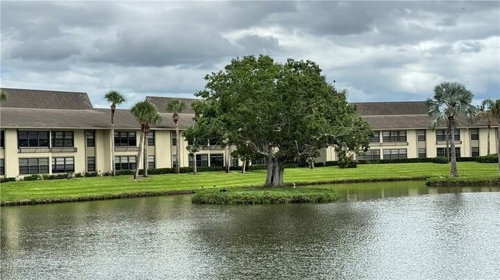 Property Photo: 16 Plantation Drive 105 FL 32966