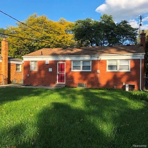 Property Photo:  24051 Geneva Street  MI 48237 