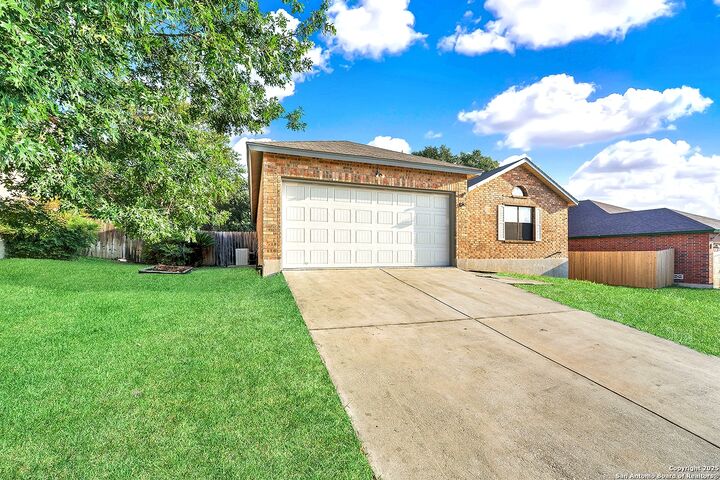 Property Photo: 2867 Redland TX 78259