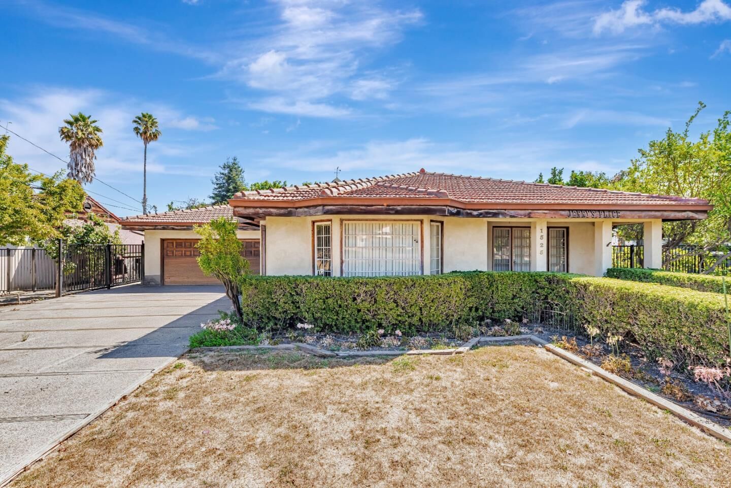 Property Photo: 1525 Pomeroy Avenue CA 95051