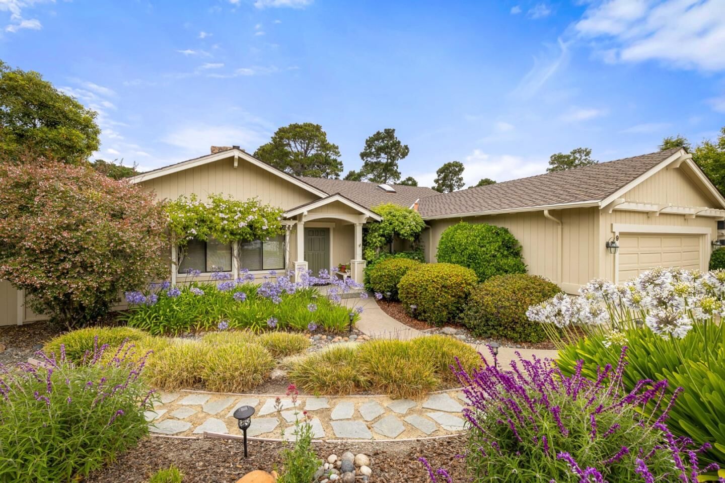 Property Photo:  9 Deer Stalker Path  CA 93940 