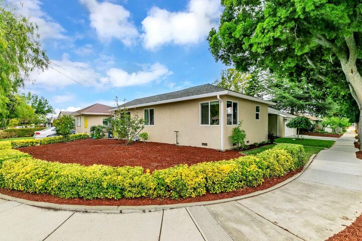 Property Photo:  545 East Olive Avenue  CA 94086 