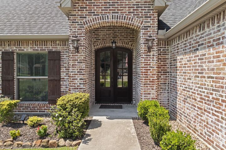 Property Photo:  267 Hannah  TX 77657 