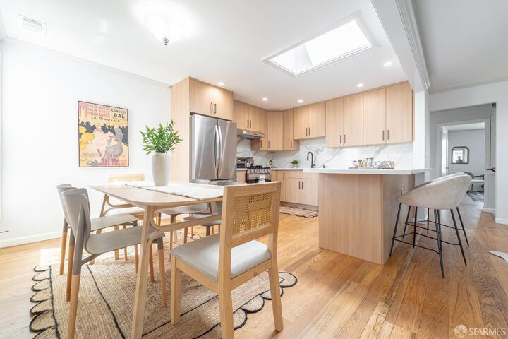 Property Photo:  819 Brussels Street  CA 94134 