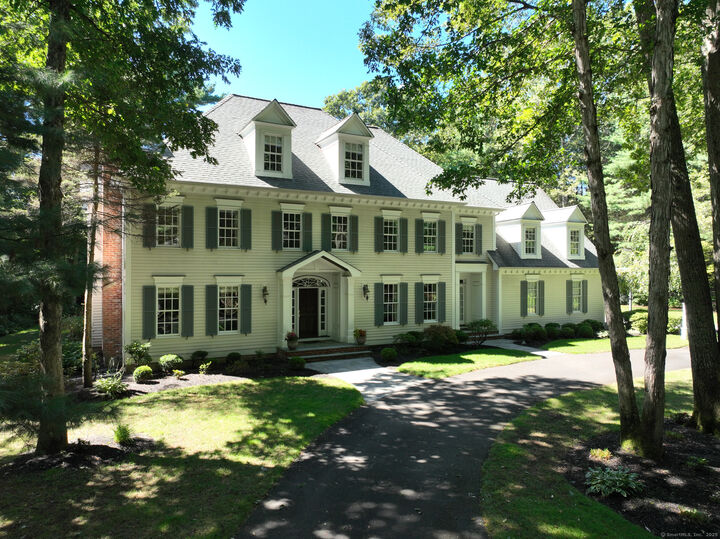 Property Photo:  6 Clermont Park  CT 06032 