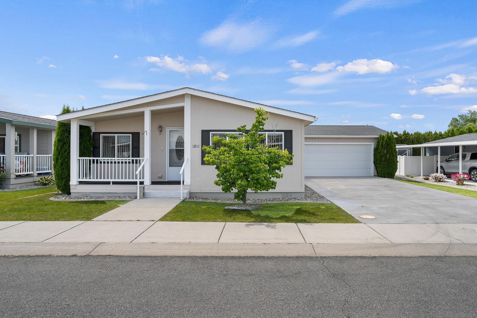 Property Photo:  1811 N Grady Ln #43  WA 99016 