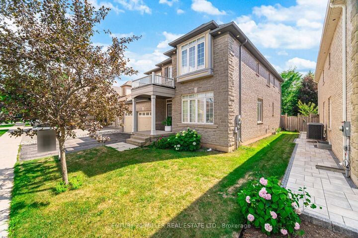 Photo de la propriété: 2098 Wildfel Way ON L6M 0E2
