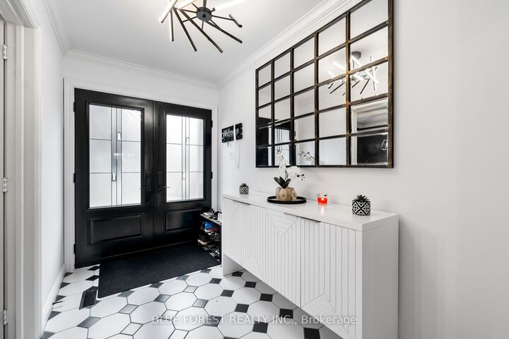 Photo de la propriété:  6977 Lambeth Walk  ON N6P 1A5 