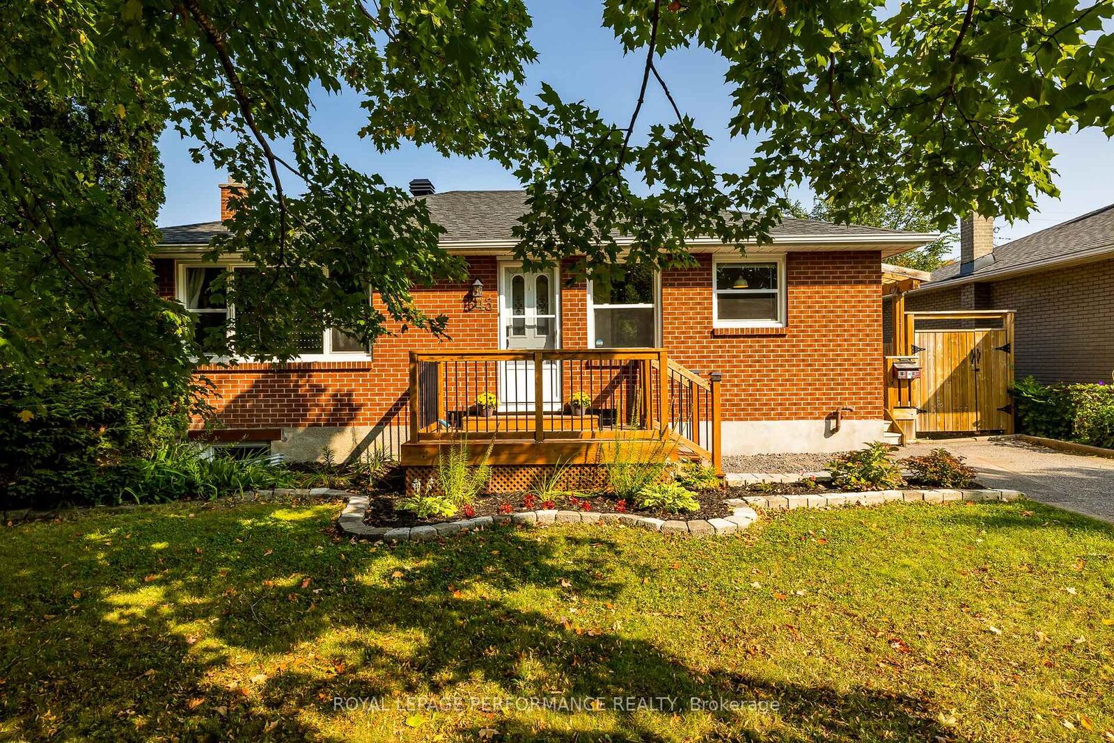Photo de la propriété: 343 Fullerton Avenue ON K1K 1K2