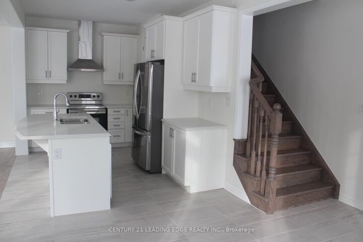 Property Photo: 26 Westfield Drive Main ON L1P 0E7