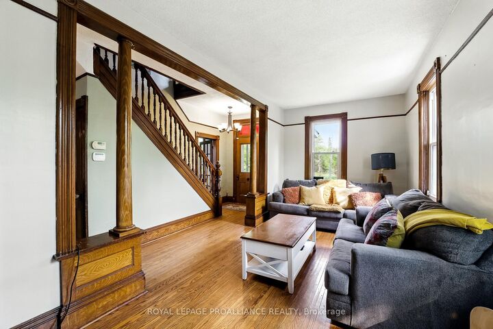 Property Photo:  34 Station Road  ON K0K 2M0 