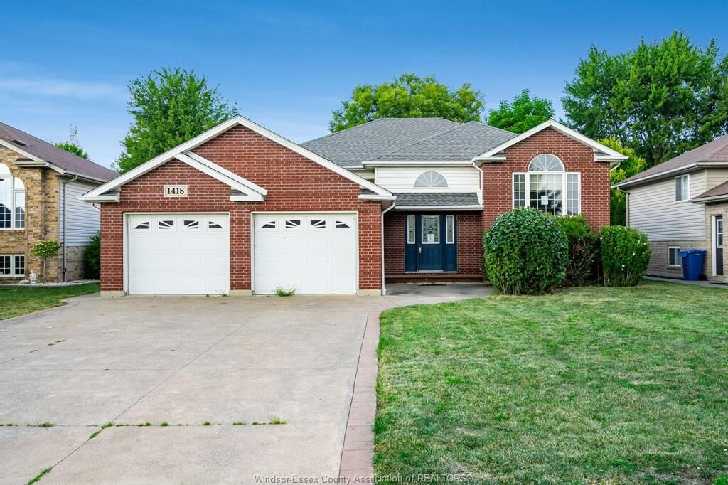 Property Photo:  1418 McMahon  ON N8L 0R1 
