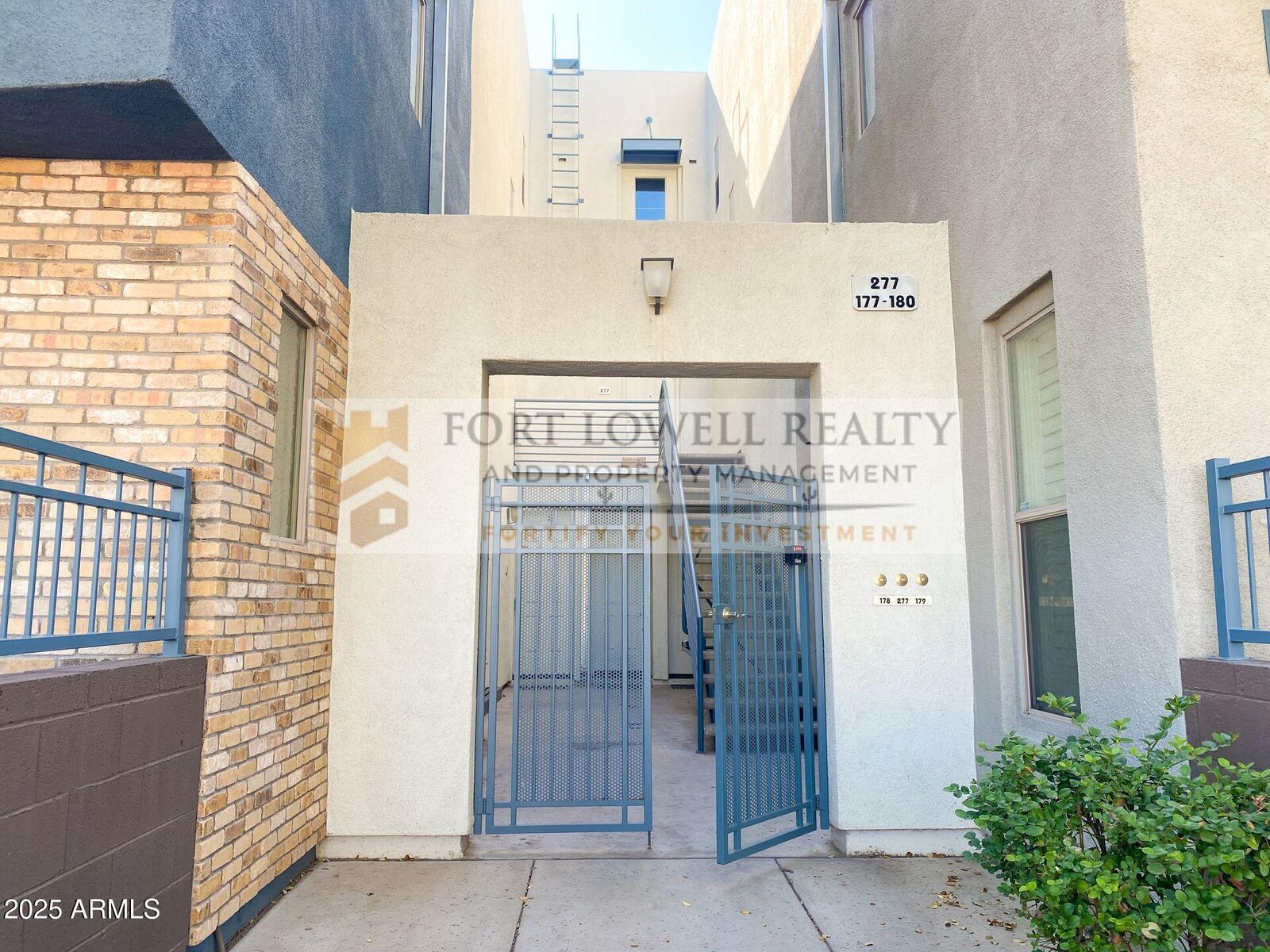 Property Photo:  615 E Portland Street 277  AZ 85004