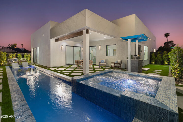 Property Photo: 8402 E Heatherbrae Drive AZ 85251