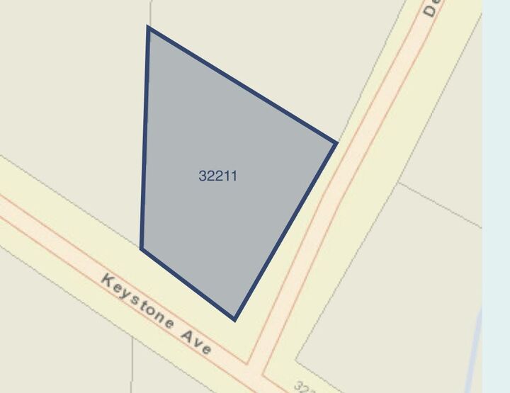Property Photo:  32211 Keystone Avenue  BC V2V 7G5 