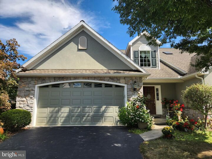 Property Photo:  1317 Cantebury Drive  PA 17552 