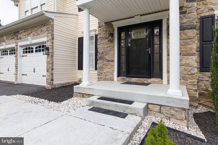 Property Photo: 438 Mountain Falls Boulevard VA 22602