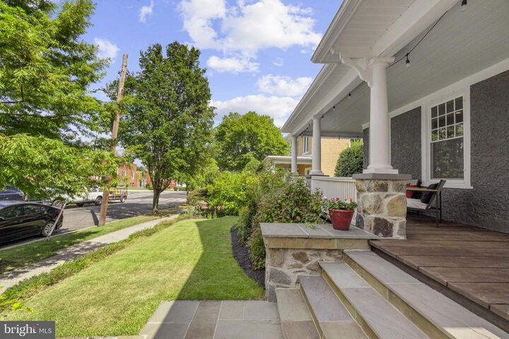 Property Photo:  1402 Emerson Street NW  DC 20011 
