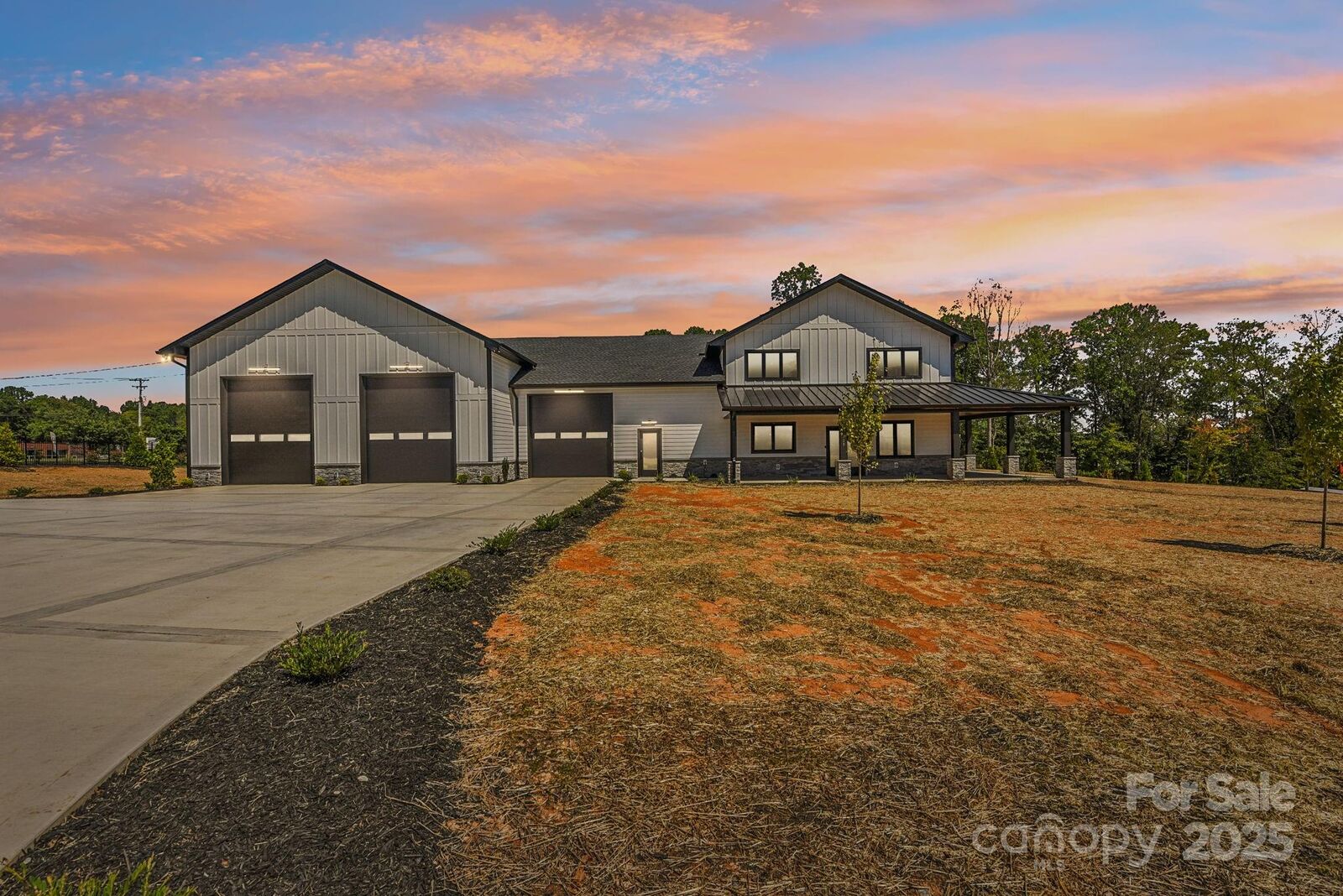 Property Photo: 109 Winners Circle NC 28117