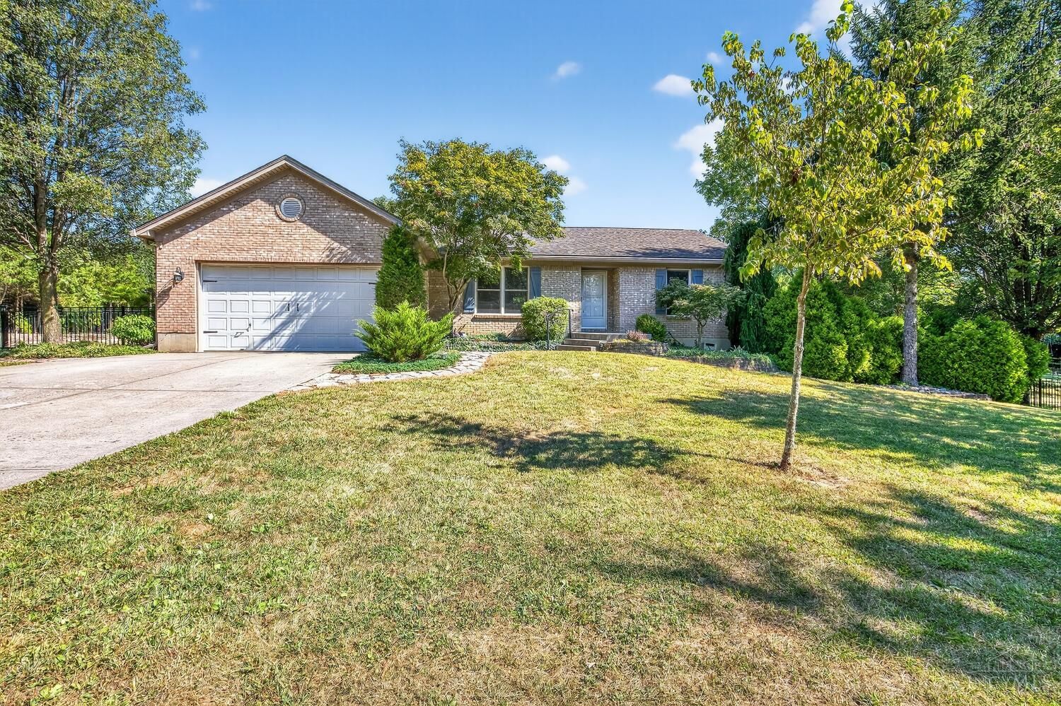 Property Photo: 1334 E Fosters Maineville Road OH 45039