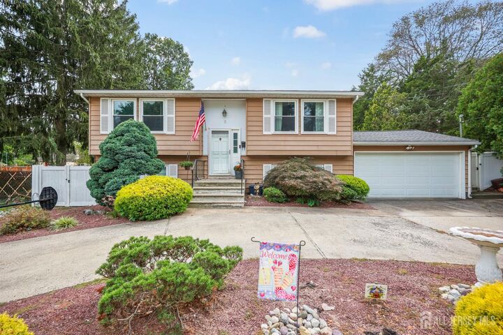 Property Photo:  3 Worth Street  NJ 08831 