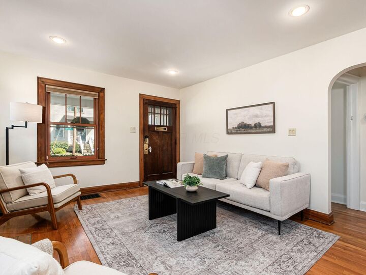 Property Photo: 781 Bruck Street OH 43206